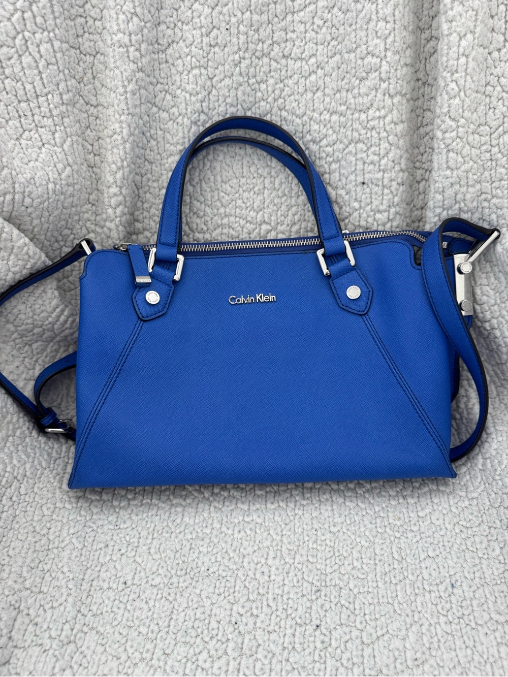 NWOT Calvin Klein Saffiano Satchel w detachable crossbody strap